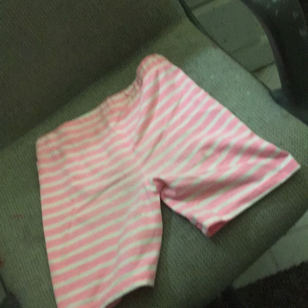 Kids only - Picture 2 of 4